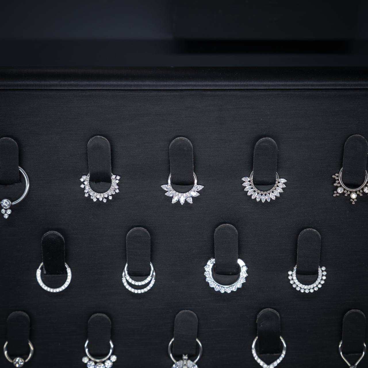 photo_6046576765037561612_y