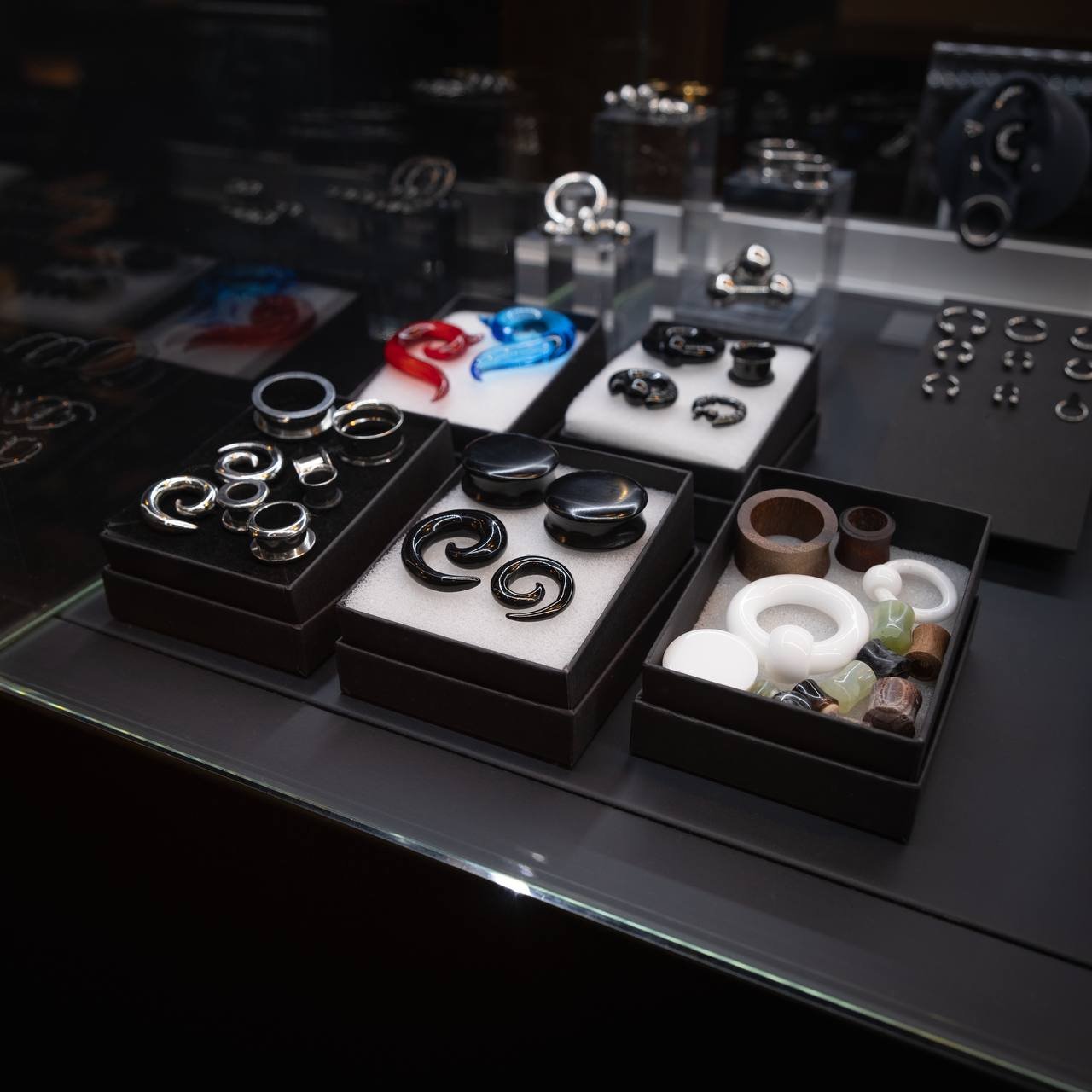 photo_6046576765037561628_y