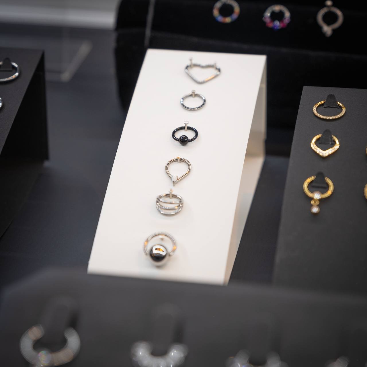 photo_6046576765037561630_y